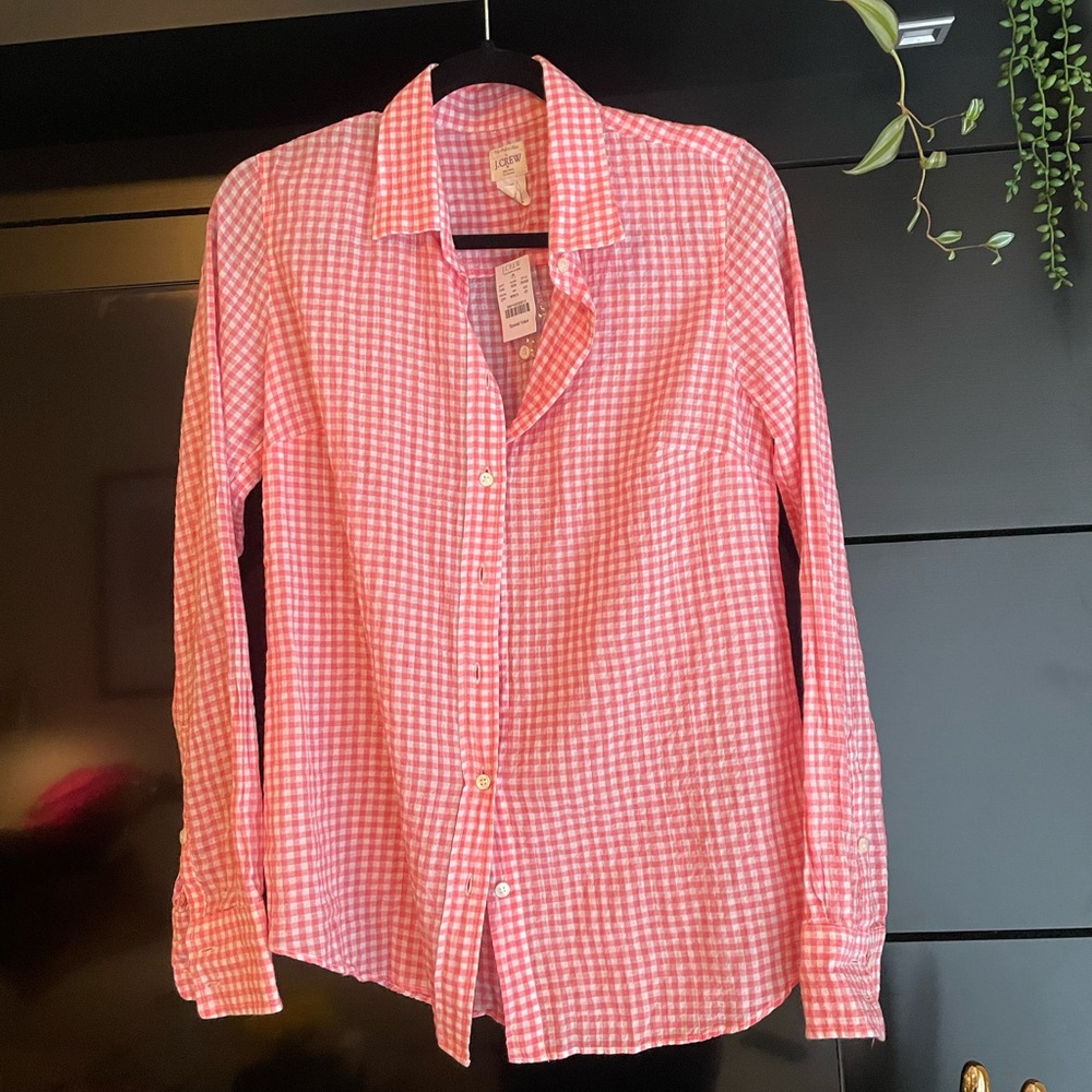 Womens J. Crew pink plaid button up
